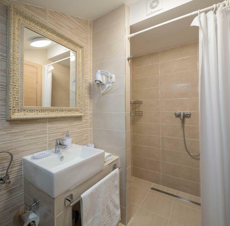 Villa Charlotte Omiš Екстериор снимка