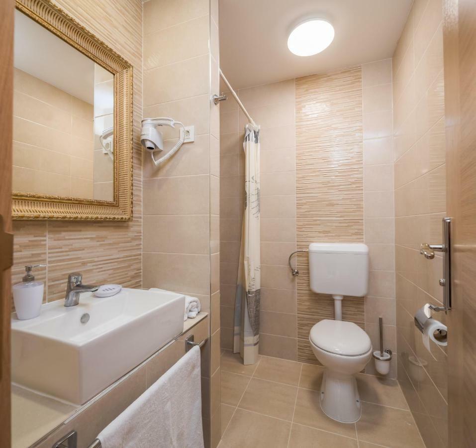 Villa Charlotte Omiš Екстериор снимка